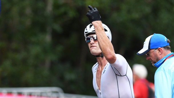 mountain biker (Sam Gaze) sportsmanship